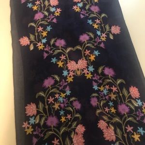 Floral Print & Tonal Woven Oblong Scarf